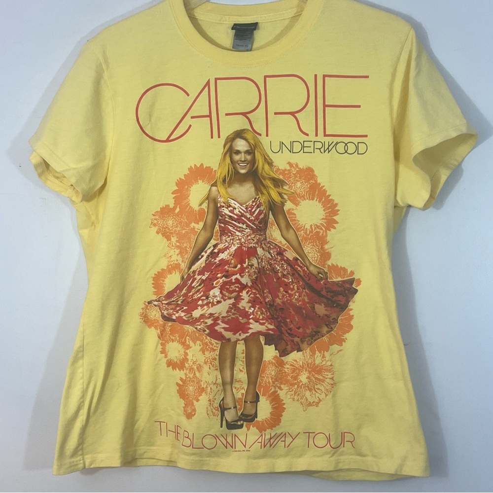 Hanes, large, Carrie underwood 2012 Blown Away Tour yellow tshirt